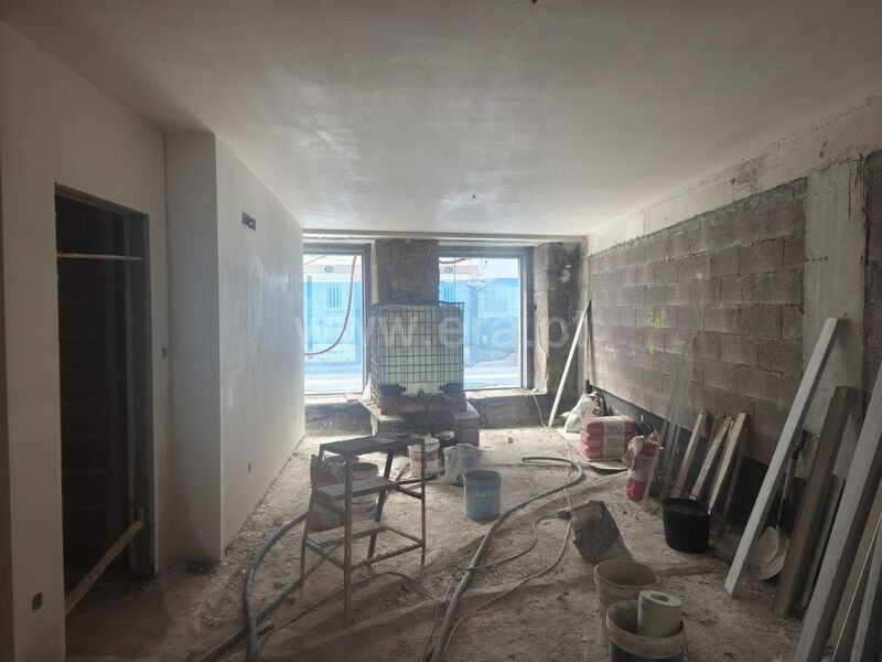 Apartamento T2 novo no centro Fundão - ar condicionado, jardins