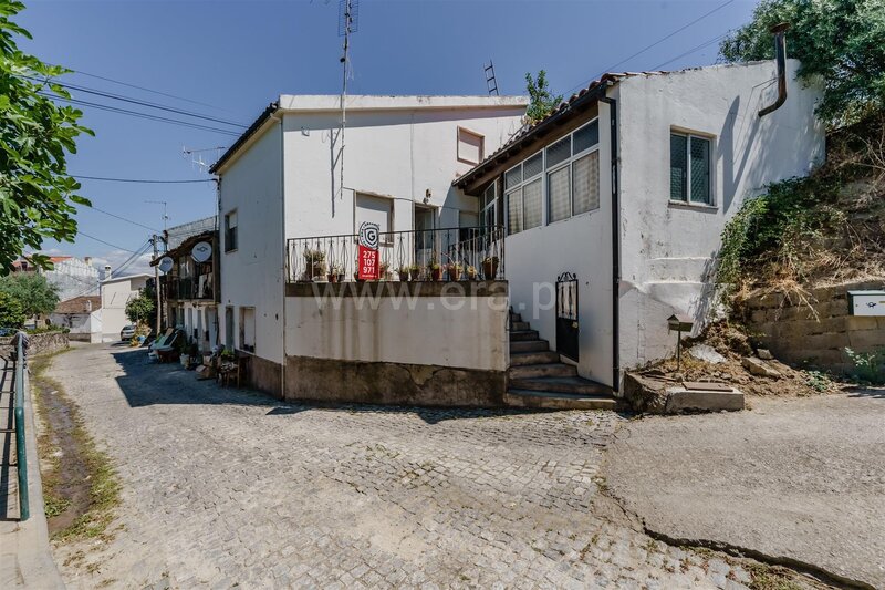 Moradia Geminada T2 / Fundão, Aldeia Nova