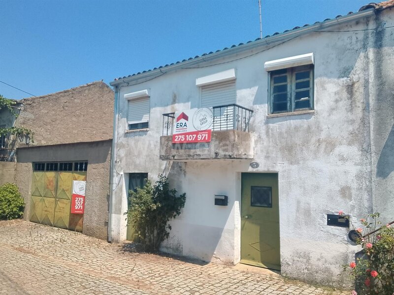 Moradia em Banda T3 / Fundão, Carvalhal