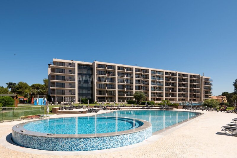 Appartement T1 Cascais - jardins, piscine, aire de jeux, balcon