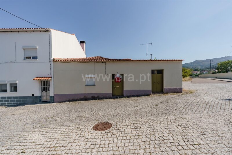 Semi-Detached House T2 / Fundão, Fundão