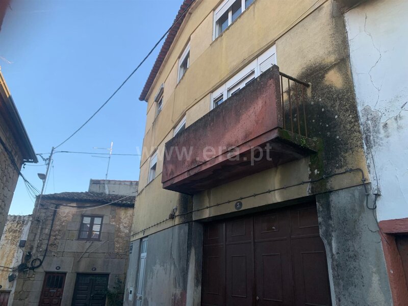 House Semidetached 4 bedrooms Aldeia de Joanes Fundão - attic, garage, gardens