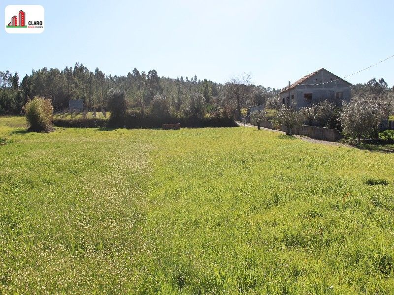 Land with 1375sqm Soure Tapéus - well