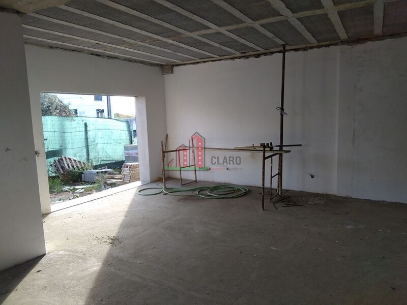 House neues under construction V4 Antanhol e Palheira Coimbra - garage