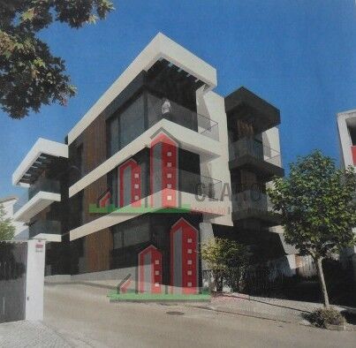 Apartamento T2 novo bem localizado Vale das Flores Santo António dos Olivais Coimbra para venda - painel solar, ar condicionado, r/c, parqueamento, terraço