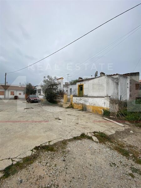 Terreno com 135m2 T4 para venda Bairro São José da Ponte Évora