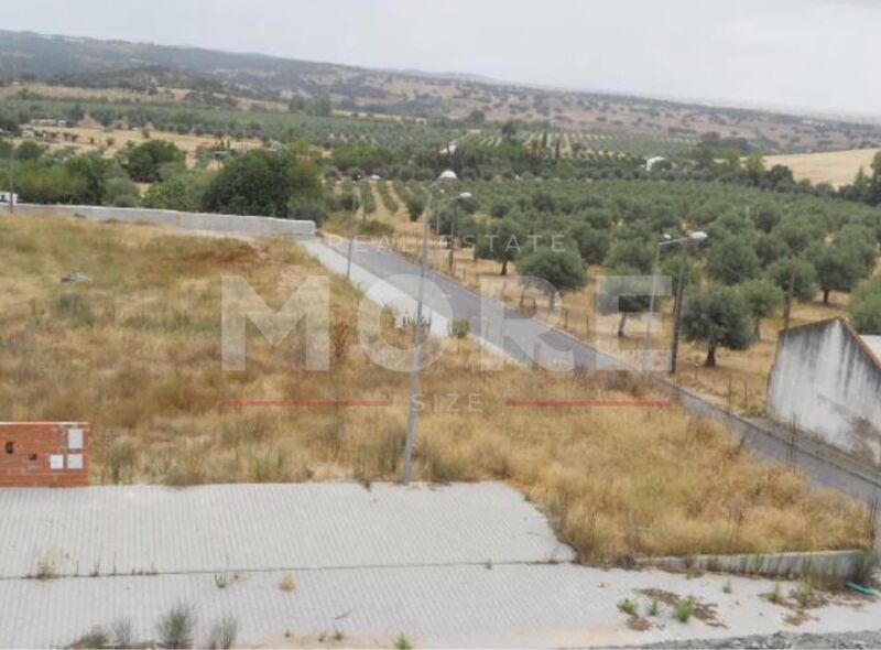 Land with 489sqm Alvito