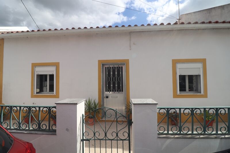 House/Villa V3 Bairro do Bacelo Évora - ,