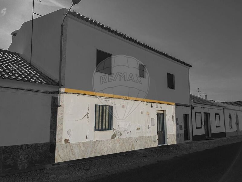 Shop Viana do Alentejo - kitchen, store room