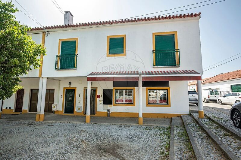 Shop Évora