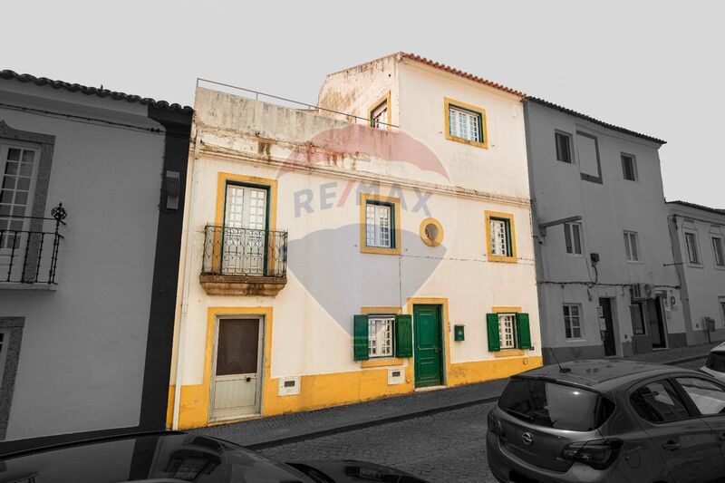 Moradia V5 para venda Arraiolos - terraço, lareira