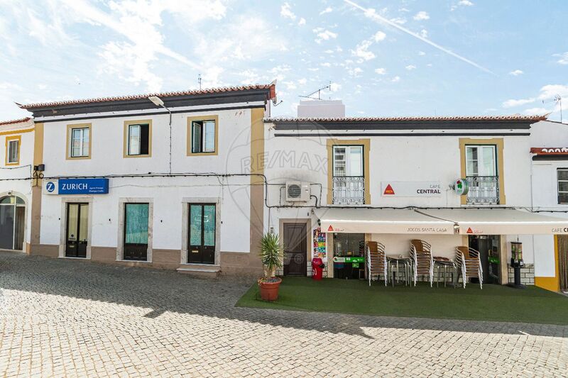 Prédio Comercial Veiros Estremoz - boa localização, logradouro