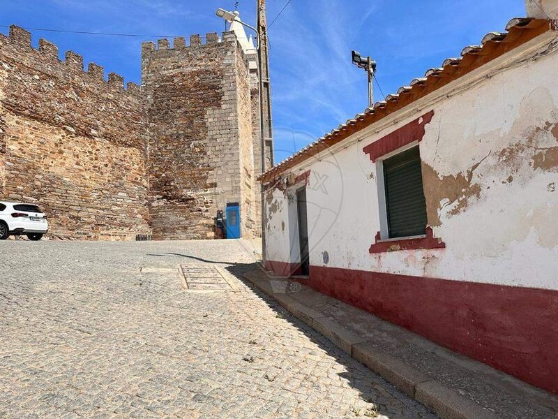 House 3 bedrooms Mourão - fireplace, backyard, balcony