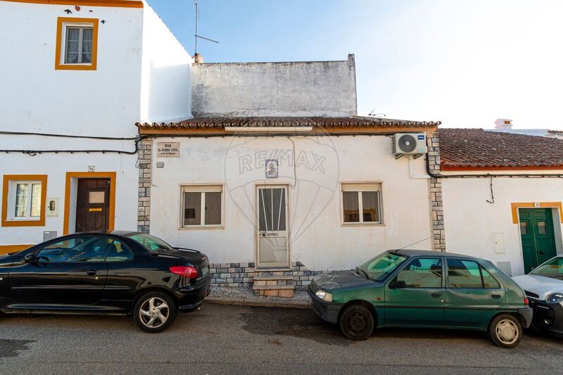 Moradia V4 Nossa Senhora da Conceição Alandroal - quintal, excelente localização, jardins, piscina