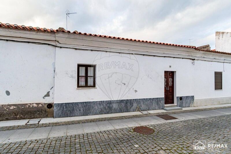 жилой дом в центре V2 Viana do Alentejo - усадьбаl