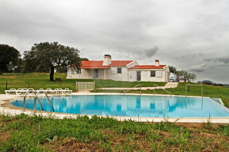 Farm 3 bedrooms Elvas - water, olive trees, equipped, water hole, swimming pool, heat insulation, double glazing, kitchen