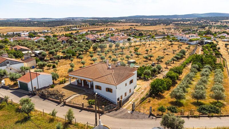 Quinta V4 Estremoz - varanda, vista magnífica, garagem