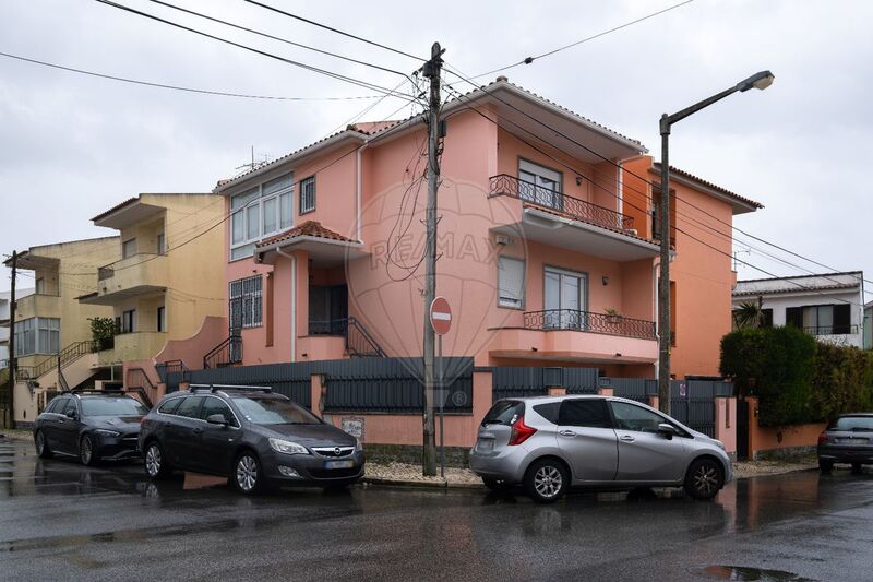 жилой дом V3 São Domingos de Rana Cascais - усадьбаl, двойные стекла, автоматические ворота, барбекю, камин, веранда, гараж