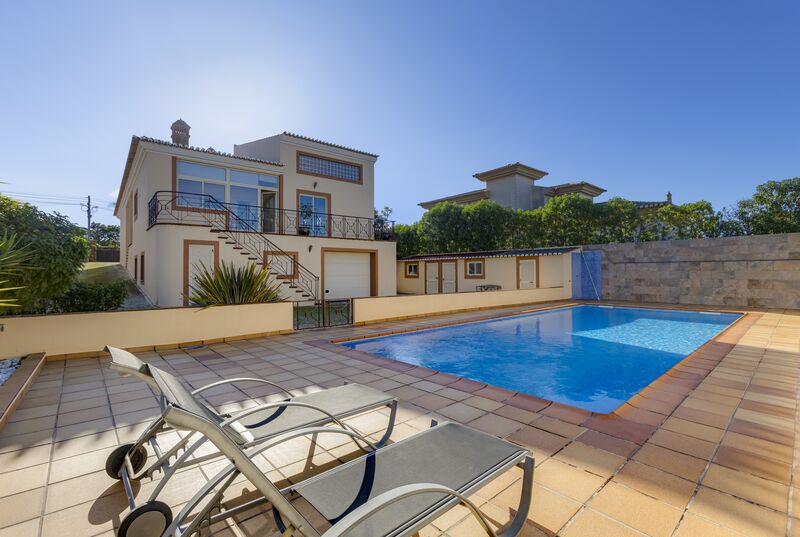 House 3 bedrooms Montinhos da Luz Lagos - terraces, swimming pool, boiler, equipped kitchen, automatic gate, garage