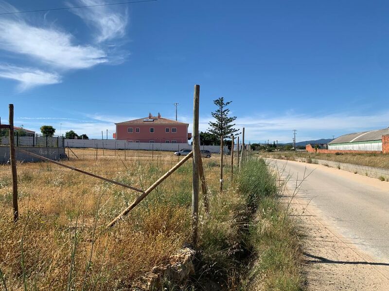 Terreno com 400m2 Odiáxere Lagos