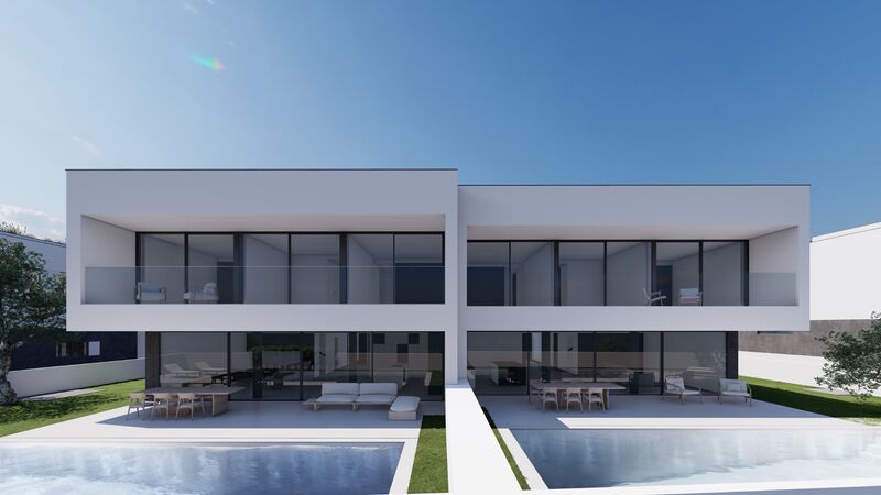 Casa Moderna V4 Ponta da Piedade São Gonçalo de Lagos - garagem, varanda, isolamento térmico, jardim, terraço, piso radiante, piscina, ar condicionado