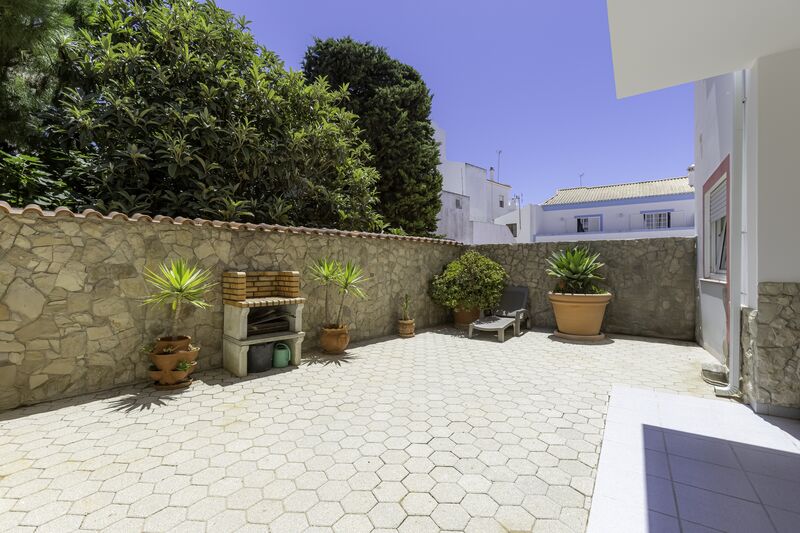 апартаменты T2 Burgau Budens Vila do Bispo - веранда, барбекю, экипирован, мебелирован
