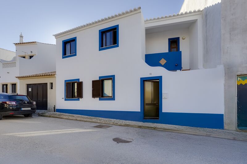 House 3 bedrooms in the center Vila do Bispo - backyard, attic