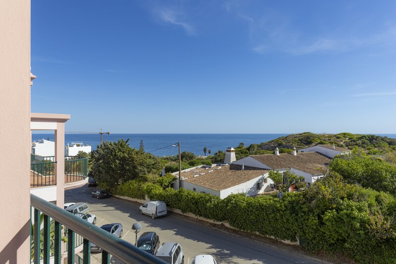 Apartment 2 bedrooms Luz Lagos - beautiful views, terrace, sea view, balconies