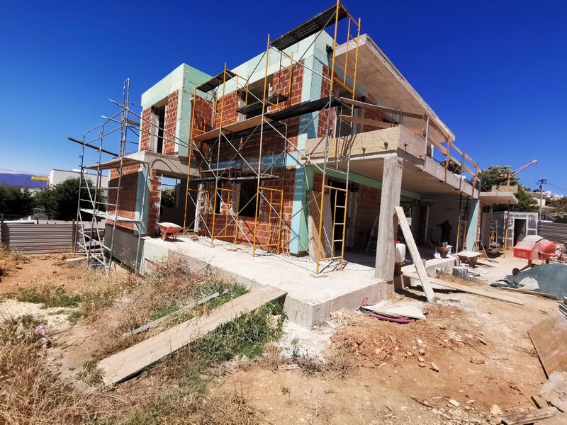 House under construction 4 bedrooms Pedregais Alvor Portimão - terraces, terrace, garden, swimming pool, garage, underfloor heating