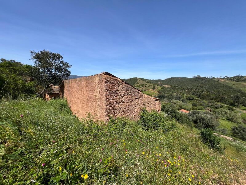Quinta com ruína Montes de Cima Mexilhoeira Grande Portimão - água, boa localização
