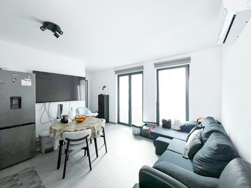 Apartment new well located 1 bedrooms Portimão - garage, terrace, solar panels, air conditioning