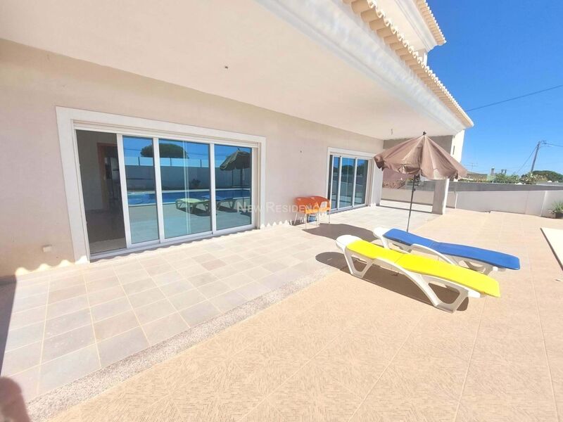 House 4 bedrooms Albufeira - garage, swimming pool, fireplace, balconies, sea view, balcony