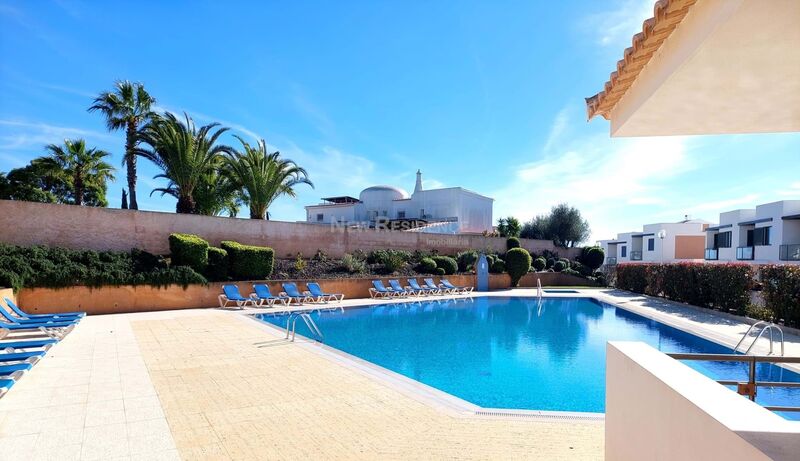 House 3 bedrooms Albufeira - solar panel, sea view, swimming pool, gated community, garden, terrace