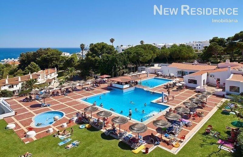 Apartment new 0 bedrooms Albufeira - parking lot, tennis court, condominium, air conditioning, gated community, gardens, quiet area, balcony, swimming pool