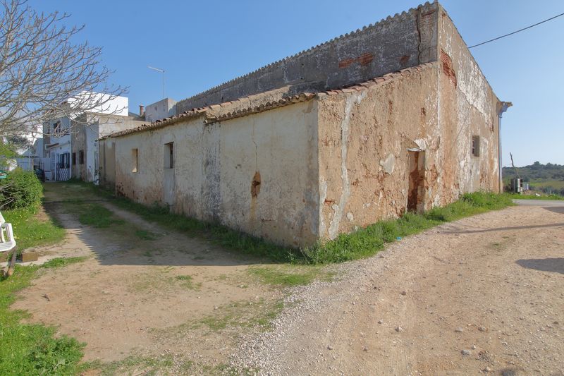 Land Urban/agricultural with 13660sqm Porches Lagoa (Algarve) - arable crop