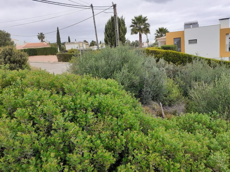 Land Urban with 960sqm Urbanização Monte Canelas Mexilhoeira Grande Portimão