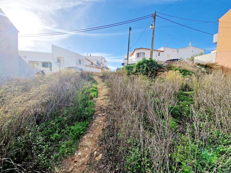 Land with 200sqm Calvário Lagoa (Algarve)