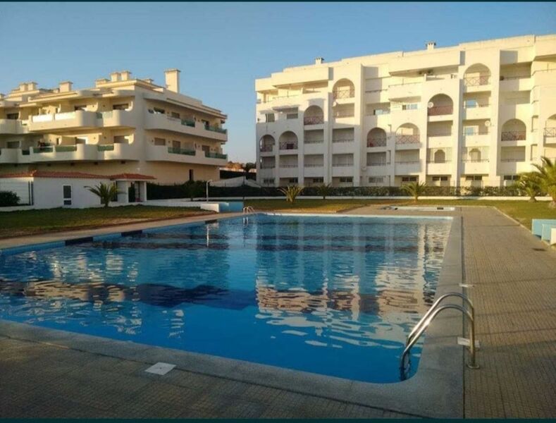 Venda de Apartamento T1 Renovado Alporchinhos Porches Lagoa (Algarve) - r/c, excelente localização, piscina
