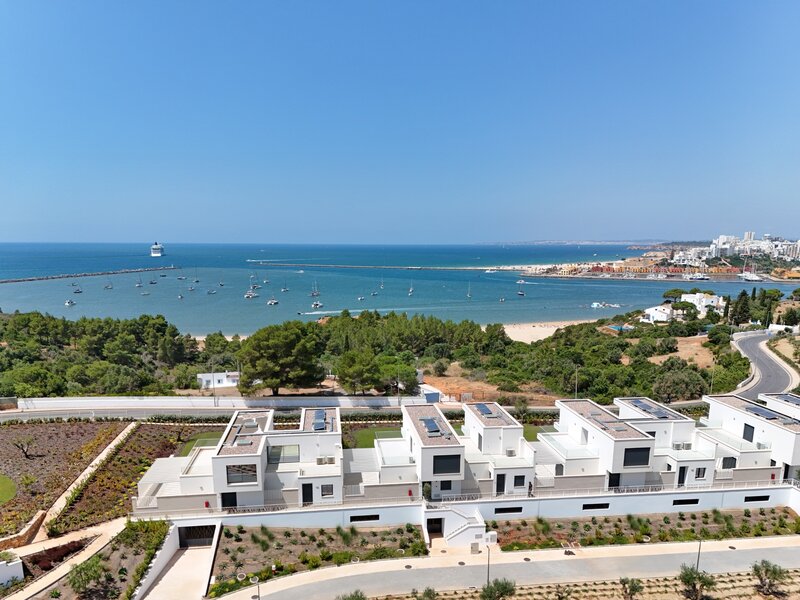 House 2 bedrooms Luxury Ferragudo Lagoa (Algarve) - terraces, sea view, swimming pool, balconies, double glazing, air conditioning, garage, underfloor heating