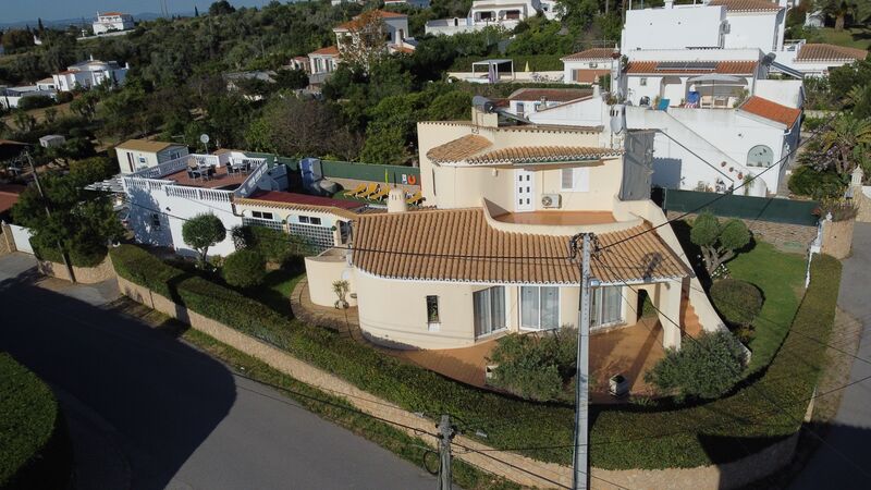 House 4 bedrooms Lagoa (Algarve) - swimming pool, barbecue, terraces, garage, terrace, garden
