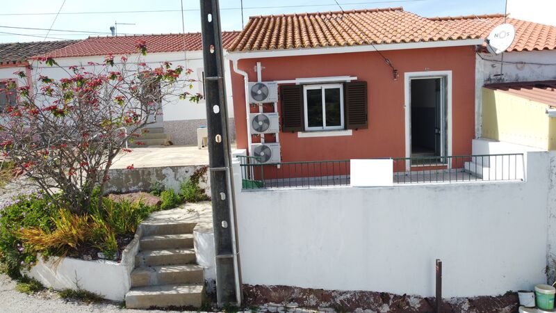 Casa Térrea V3 Amorosa São Bartolomeu de Messines Silves - ar condicionado, piscina, quintal, marquise, vidros duplos