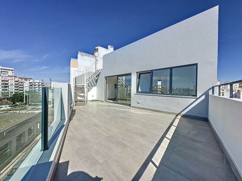 Apartamento T3 Duplex no centro Zona Ribeirinha Portimão - terraços, garagem