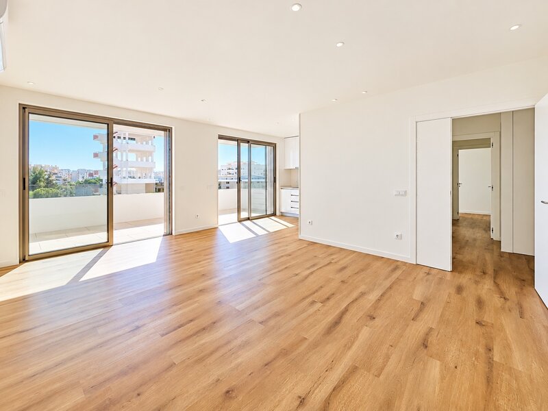 Modern 2 slaapkamer appartement met zwembad in Portimão