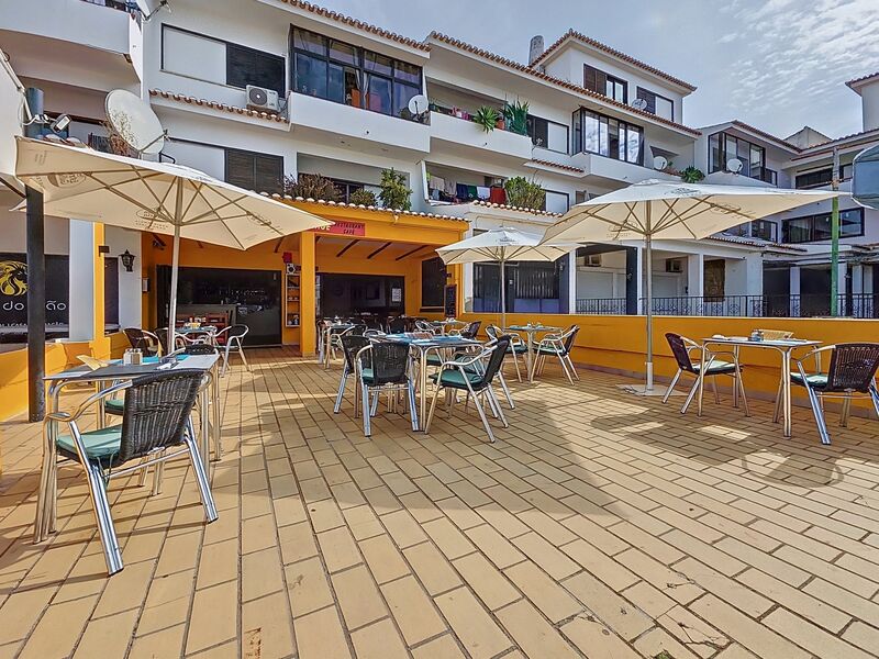 Restaurante Remodelado Montechoro Albufeira - alarme, wc, equipado, terraço, cozinha, garagem