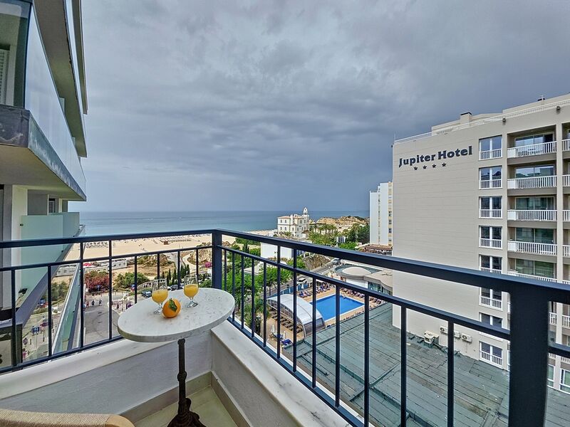 Apartamento T4 Praia da Rocha Portimão - equipado, ar condicionado, terraços, mobilado