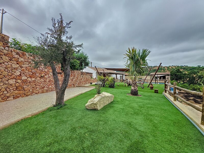 Moradia Típica V3 Alte Loulé - terraço, piscina, garagem, cozinha equipada, arrecadação, bbq