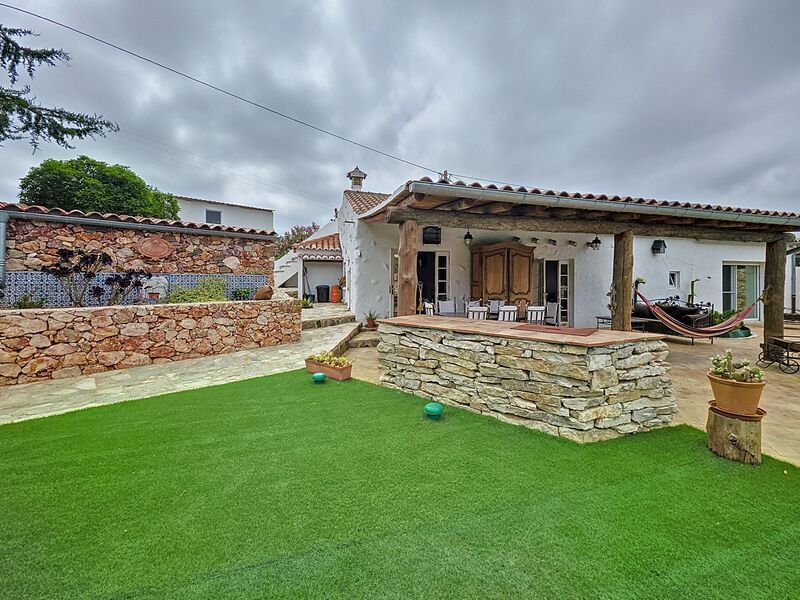 Moradia Típica V3 Alte Loulé - terraço, piscina, garagem, cozinha equipada, arrecadação, bbq