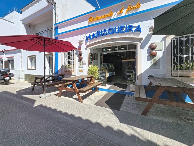 Restaurant Equipped Cabanas Cabanas de Tavira - esplanade, great location, kitchen,