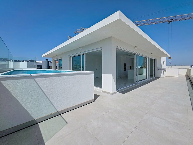 Apartment 3 bedrooms Luxury Bombeiros Portimão - solar panels, radiant floor, air conditioning, swimming pool, store room, garage, terrace