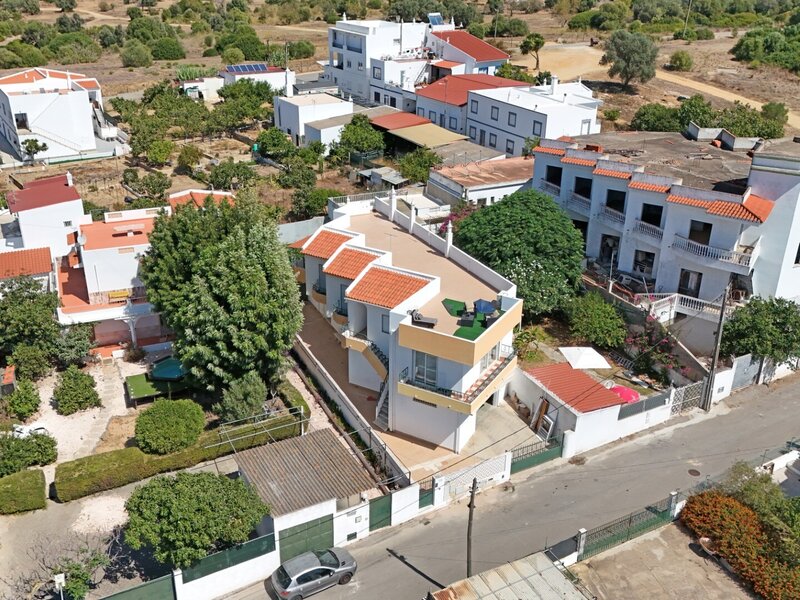 House 3 bedrooms Vale de França Portimão - air conditioning, terrace, balconies, garage